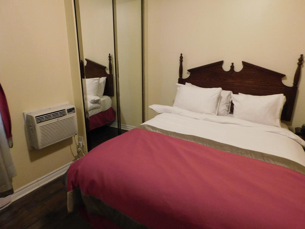 Hotel A2K Montréal Esterno foto