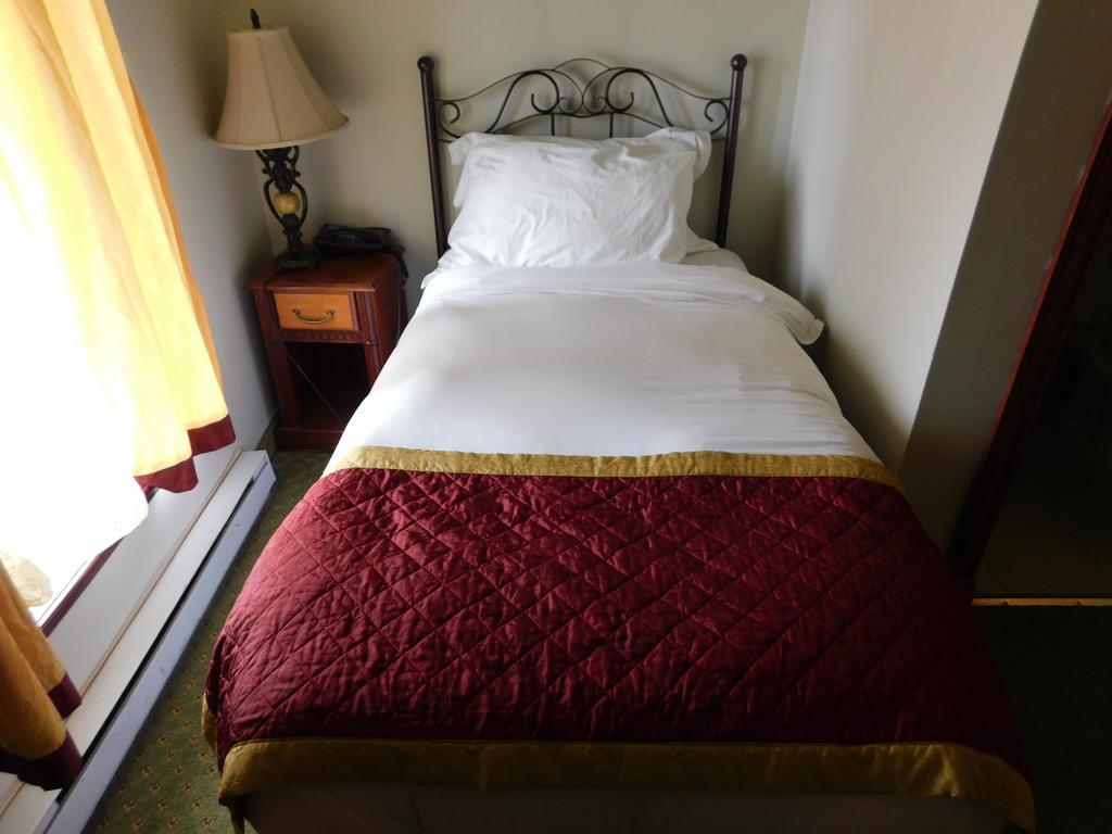 Hotel A2K Montréal Esterno foto